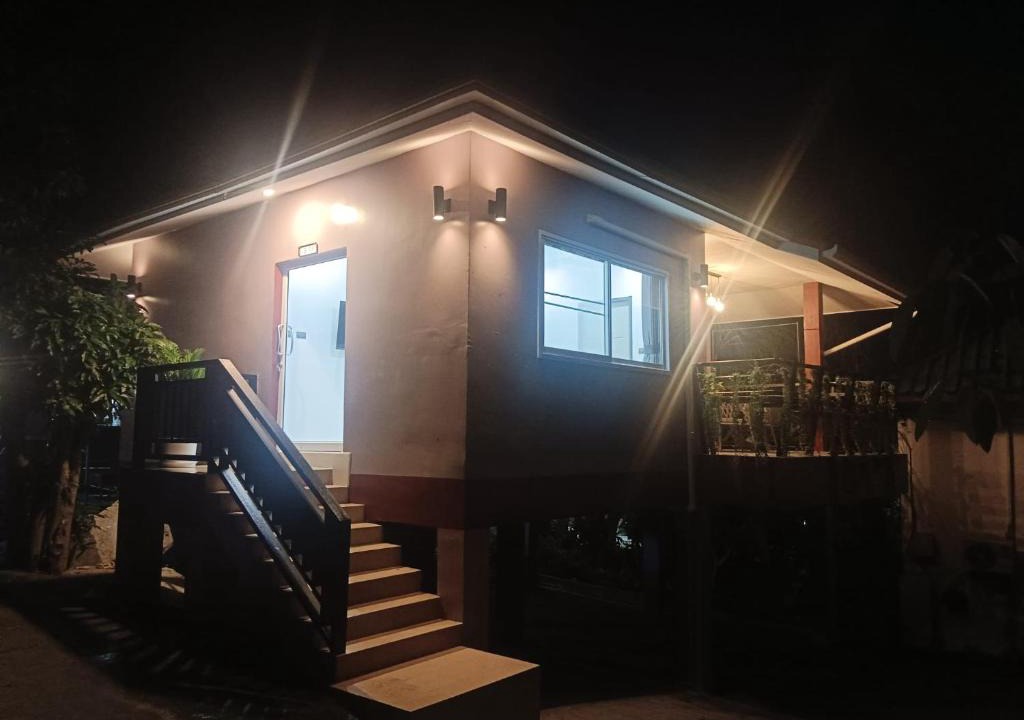 Maret House | Elevated Bungalow House 3-11