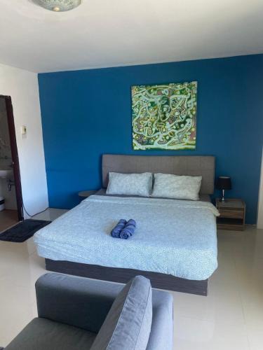 Chalong House | English owned Homestay and Yoga