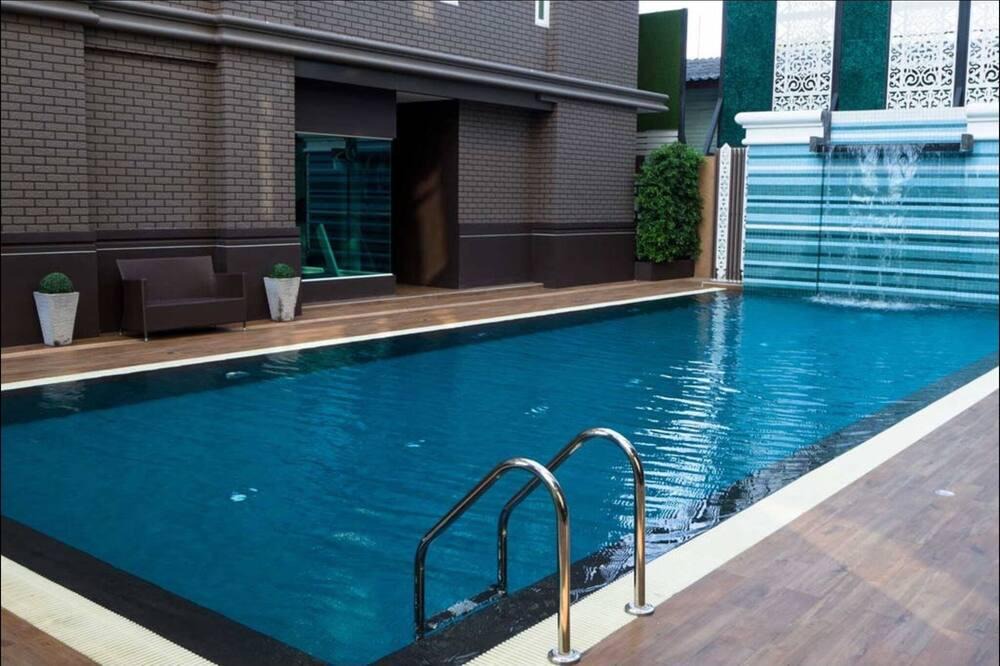 Sri Phum Apartment | EQUIPPED APARTMENT IN THE CENTER OF CHIANG MAI