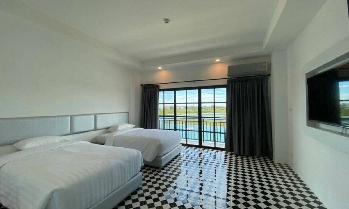 Khlong Nung Hotel | ESC Park Hotel