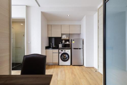 Bangkok Central Business District Apartment | Extended Stay Near Samitivej