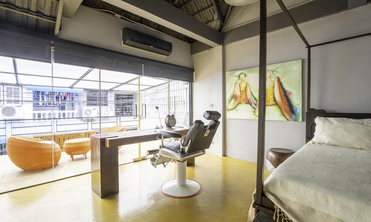 Old City Villa | eye popping old city 2 bedroom duplex at walking street