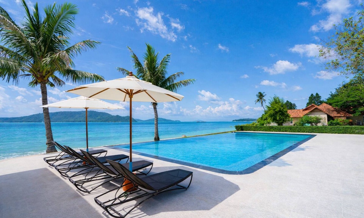 Rawai Villa | Fisherman Way Beach Villa