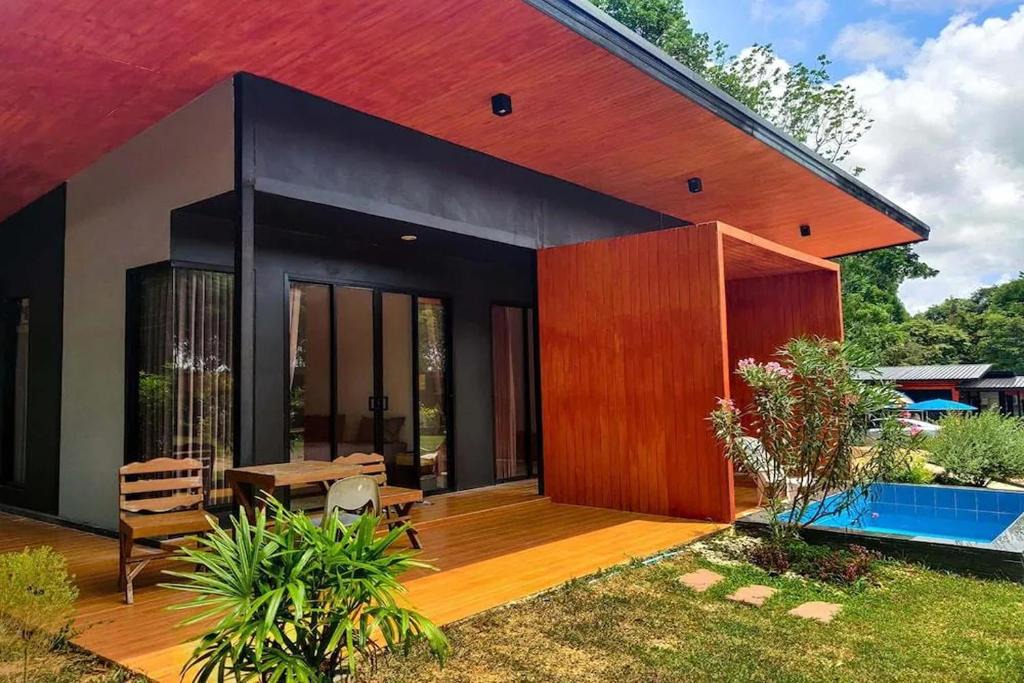 Sanamchai Resort | Forest Hill Resort