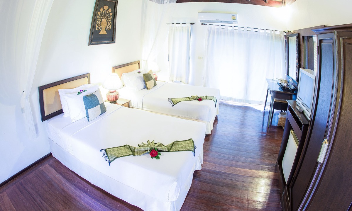 Nang Lae Resort | Golden Pine Resort