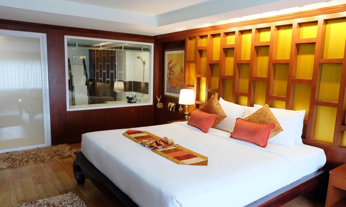Nakhon Sawan Hotel | Grand Hill Resort and Spa