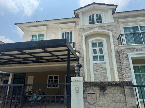 Khlong Kum Apartment | Grandio Ladprao