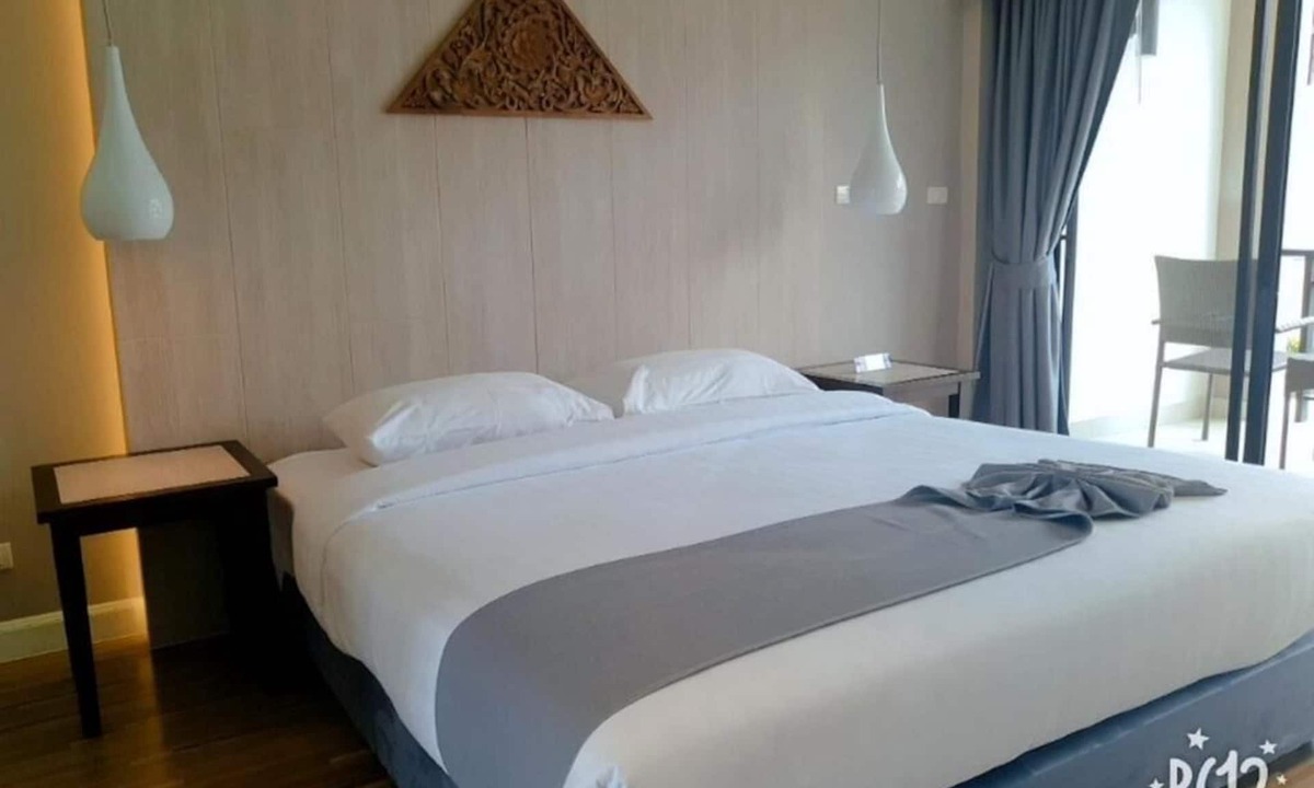 Chang Phueak Hotel | Green Lake Resort