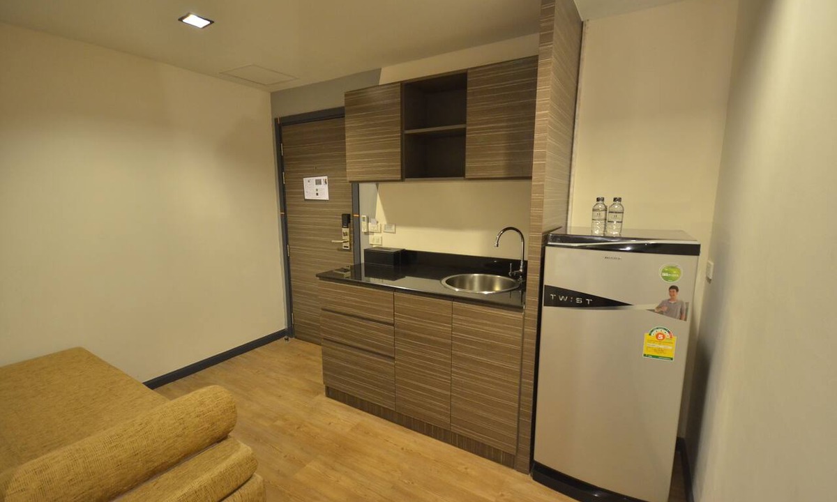 Sathorn Hotel | H2 Hotel