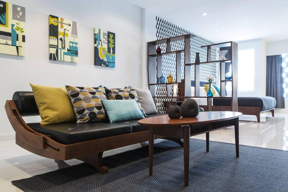 Nimman Villa | Hip Chiang Mai 7 Bedroom Townhouse