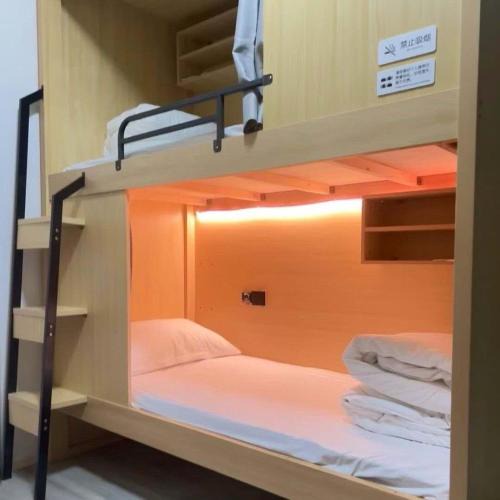 Vientiane Apartment | Hola Backpacker Hostel
