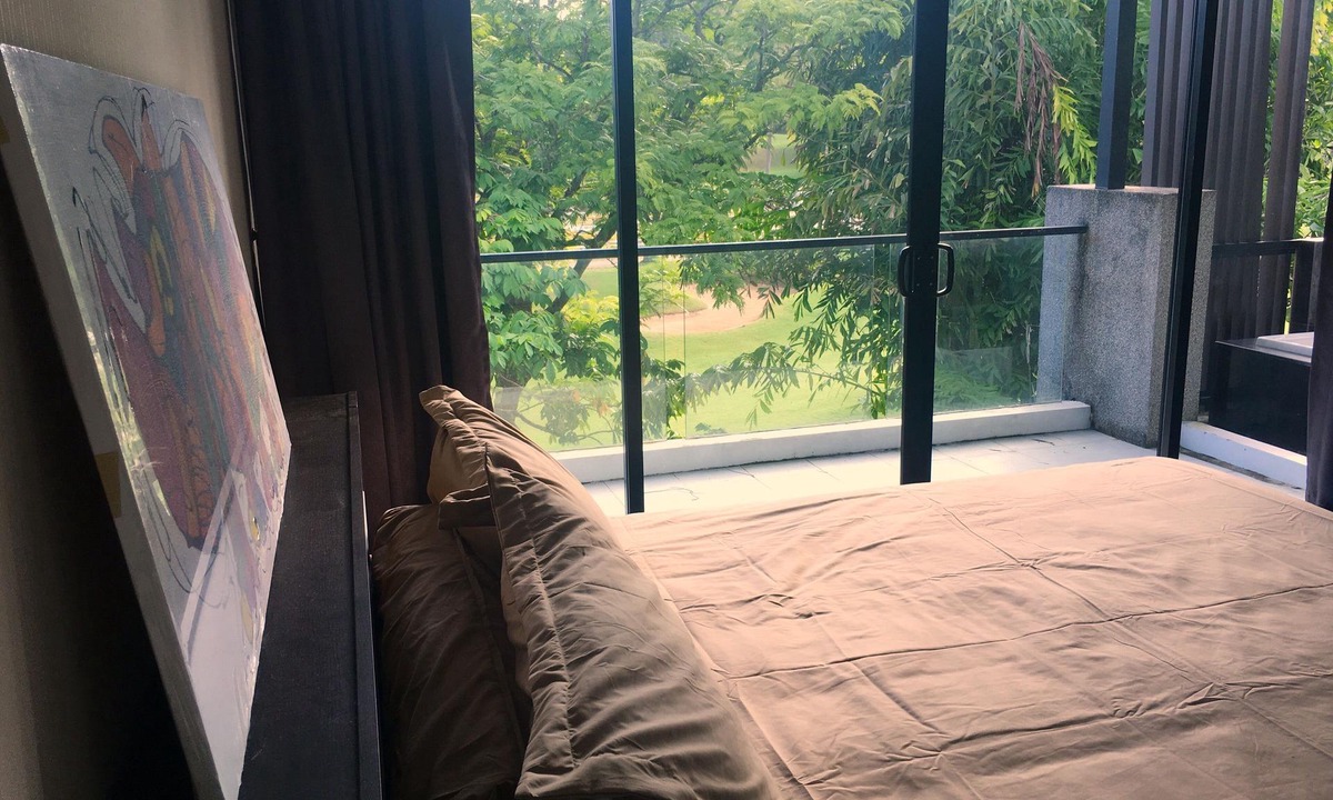 Kathu House | Holiday House with Pool right next to fairways on Golf Course