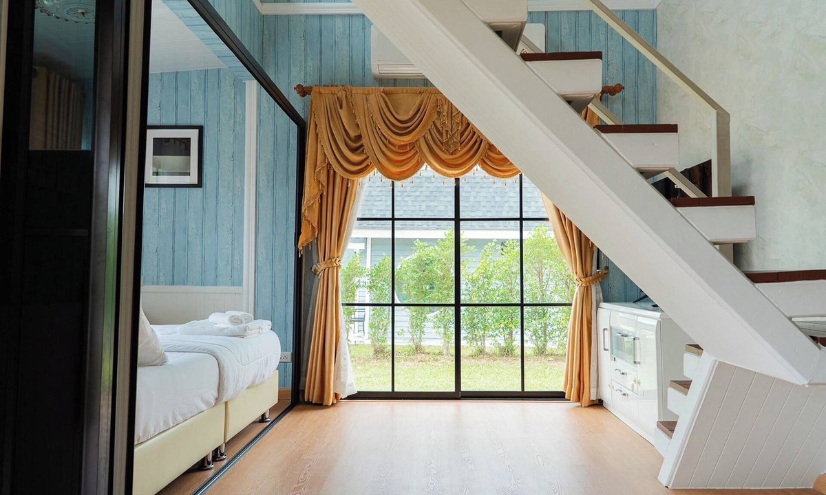 Kanchanaburi Hotel | Honey Queen Resort