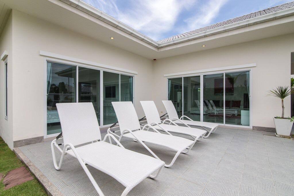 Ban Nong Sadao Villa | Hua Hin 4 Bedroom Pool (L27) in Hua Hin