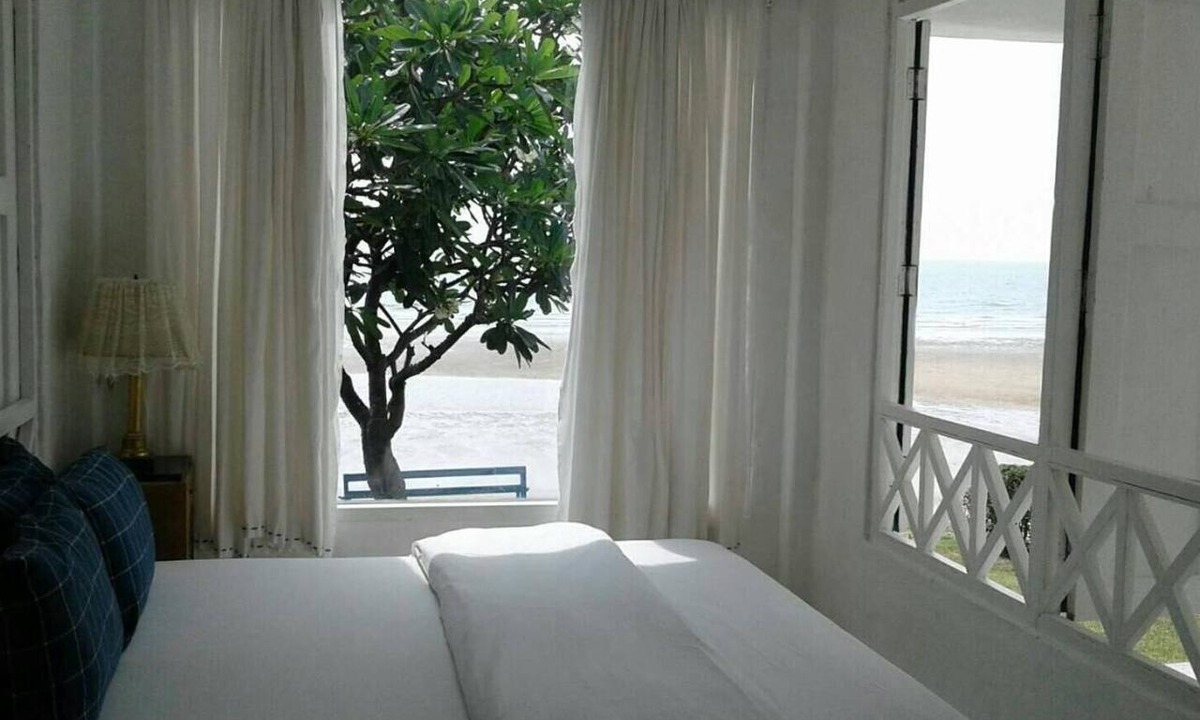 Pak Nam Pran Hotel | Hua Plee Lazy Beach
