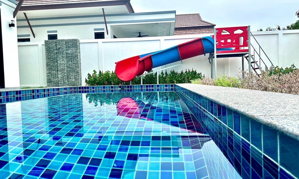 Hua Hin Villa | It is only 5 minutes from the beach. This is Brand New House with 15 people max