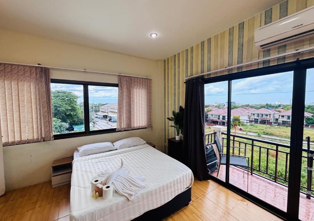 Hua Hin Hotel | Jura 88 Guesthouse