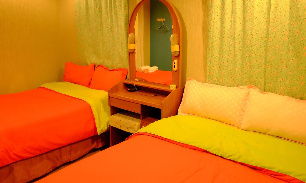 Thung Khwai Kin Hotel | Kaikatak Resort