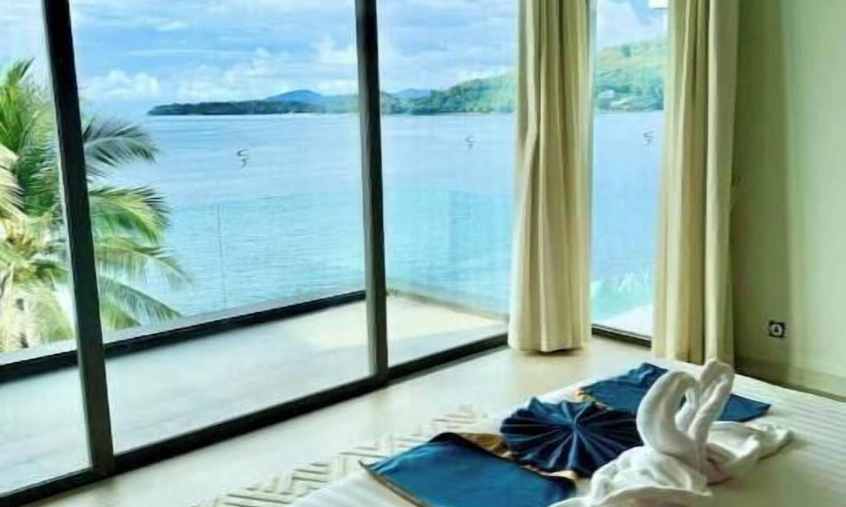 Kamala Villa | Kamala Beach Front Sea View 6 Bedroom Villa
