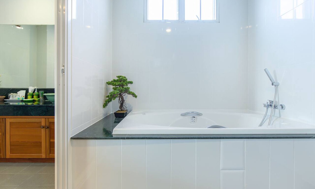 Ban Tai Hotel | Kanchanaburi City Hotel