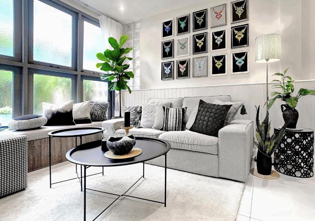 Phra Khanong Nuea House | KIT-TI's Art Home - Modern Classic 3BR Townhome in Sukhumvit