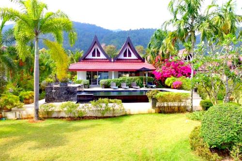 Ko Chang Villa | Koh Chang Beach Front 5 Bedroom Villa