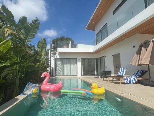 Bophut Hills Villa | Kohkohnut villa 3BR Villa with Private Pool in Bophut Near Fisherman