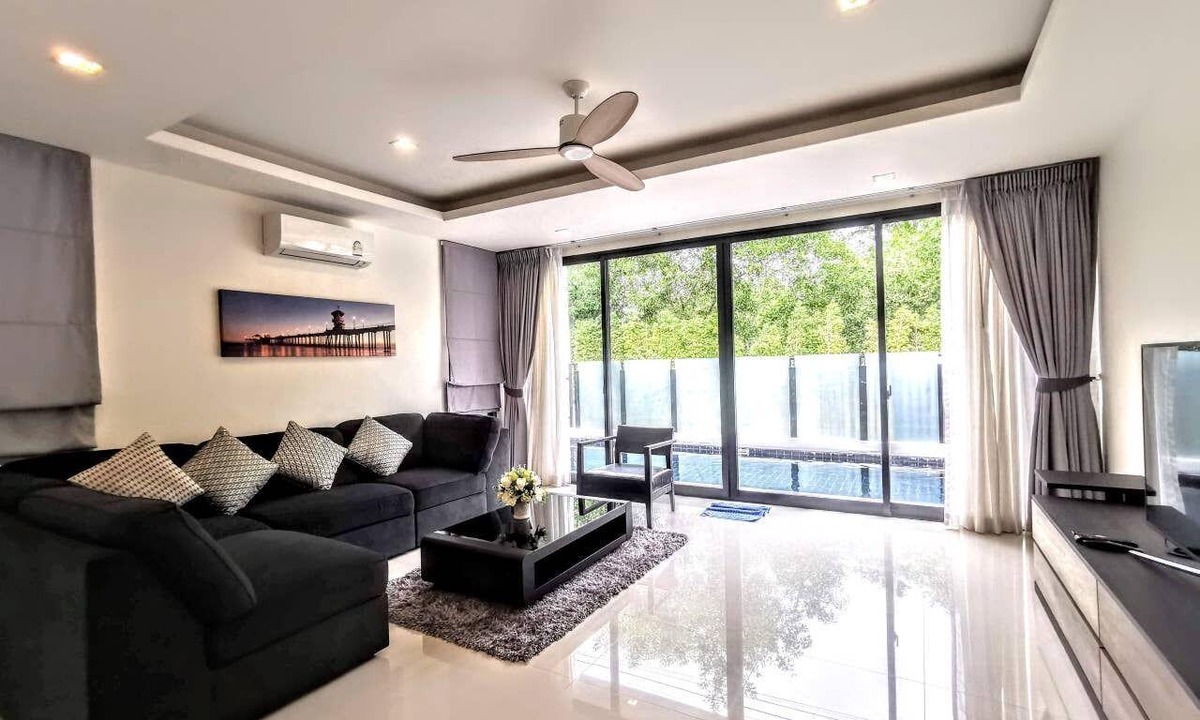 Thep Kasattri Villa | Laguna Park with pool on the 1st floor