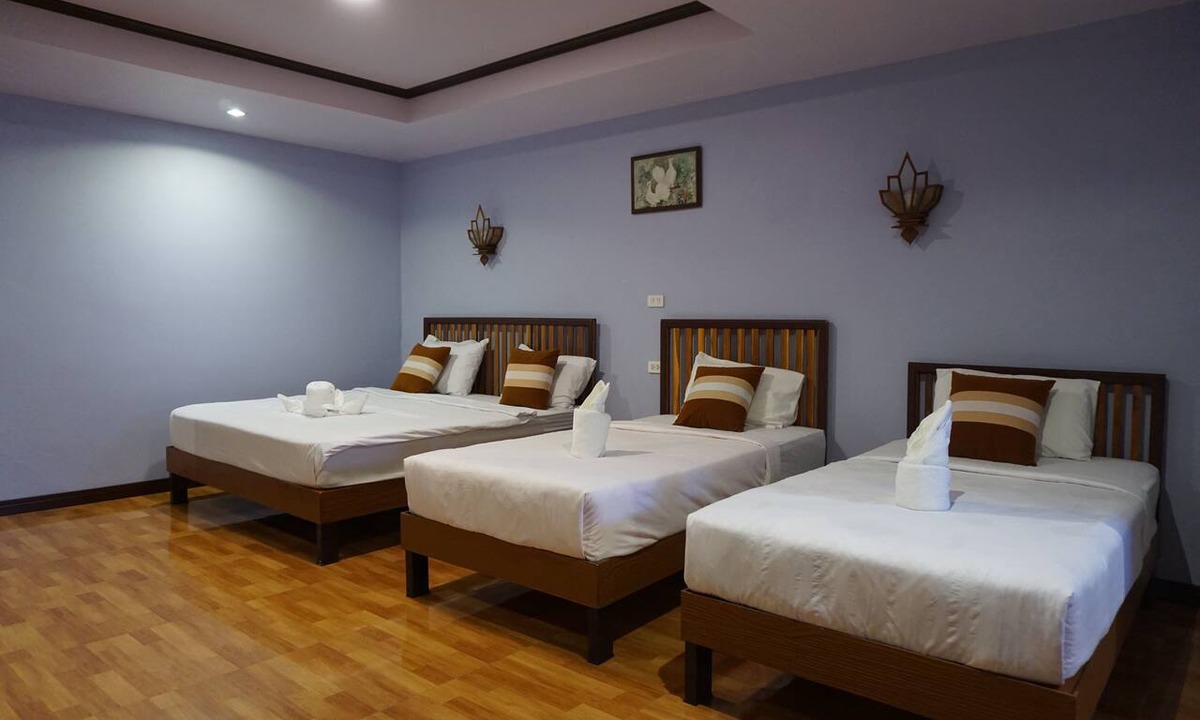 Lampang Hotel | Lampang Bouteak Resort