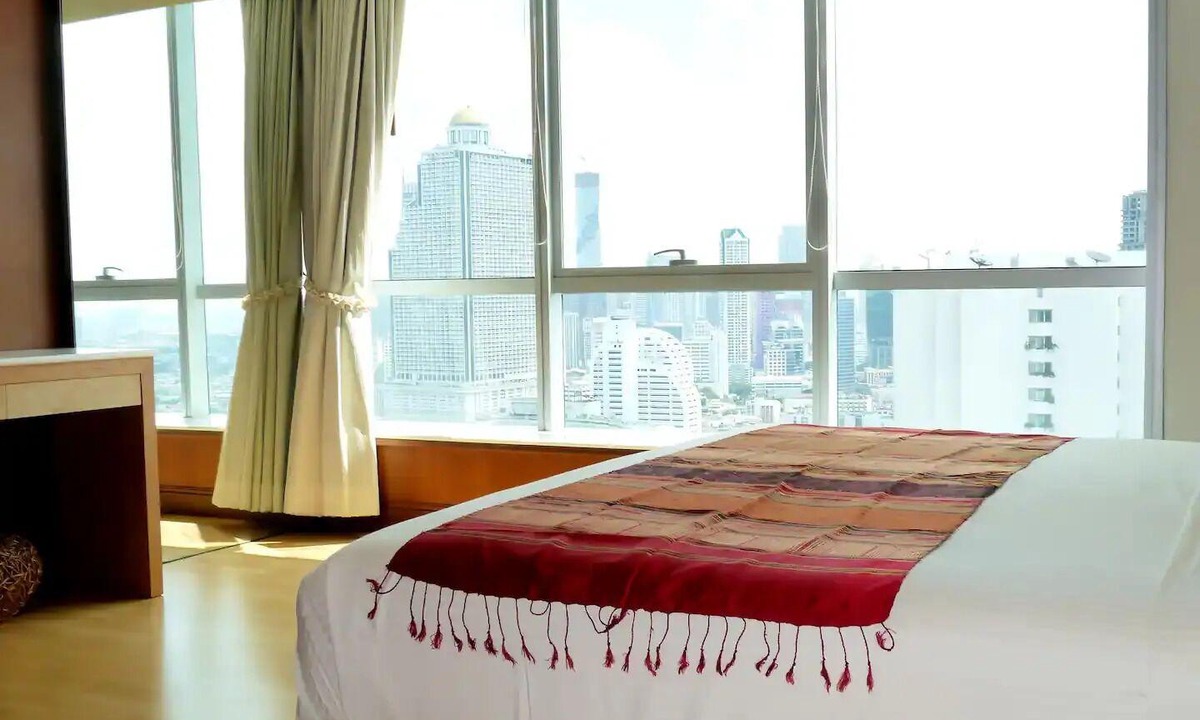Samre Apartment | Loft style Studio with River view