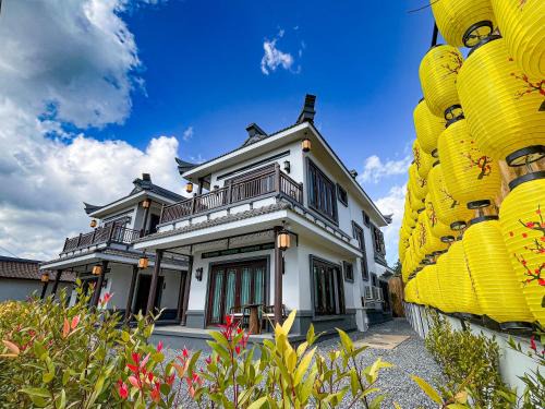 Mok Cham Pae Bed & Breakfast | Longlai Kezhan Banrakthai บ้านรักไทย