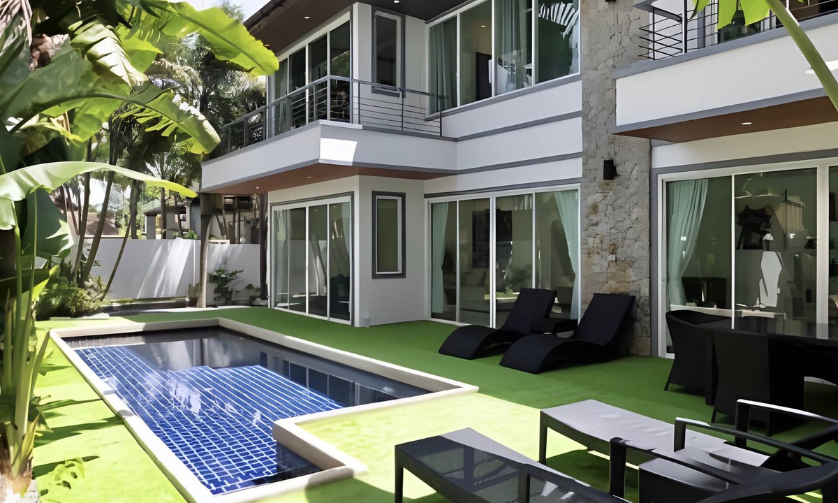 Kamala Apartment | Lovely studio with AC in charming Tambon Kamala