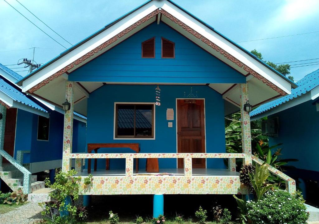 Khlong Khut Resort | Lung Teeb Paradise Chao Lao Resort