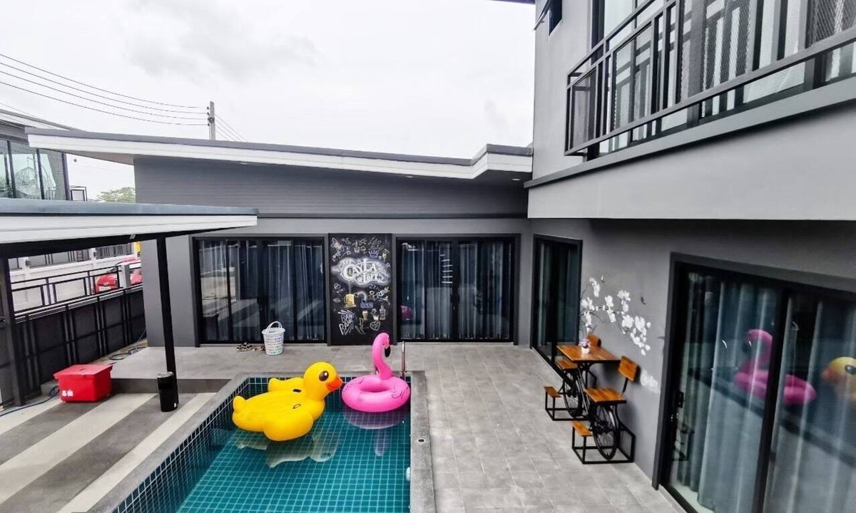 Hin Lek Fai House | Luxurious 4-Bedroom Holiday House with Private Pool in Hua Hin