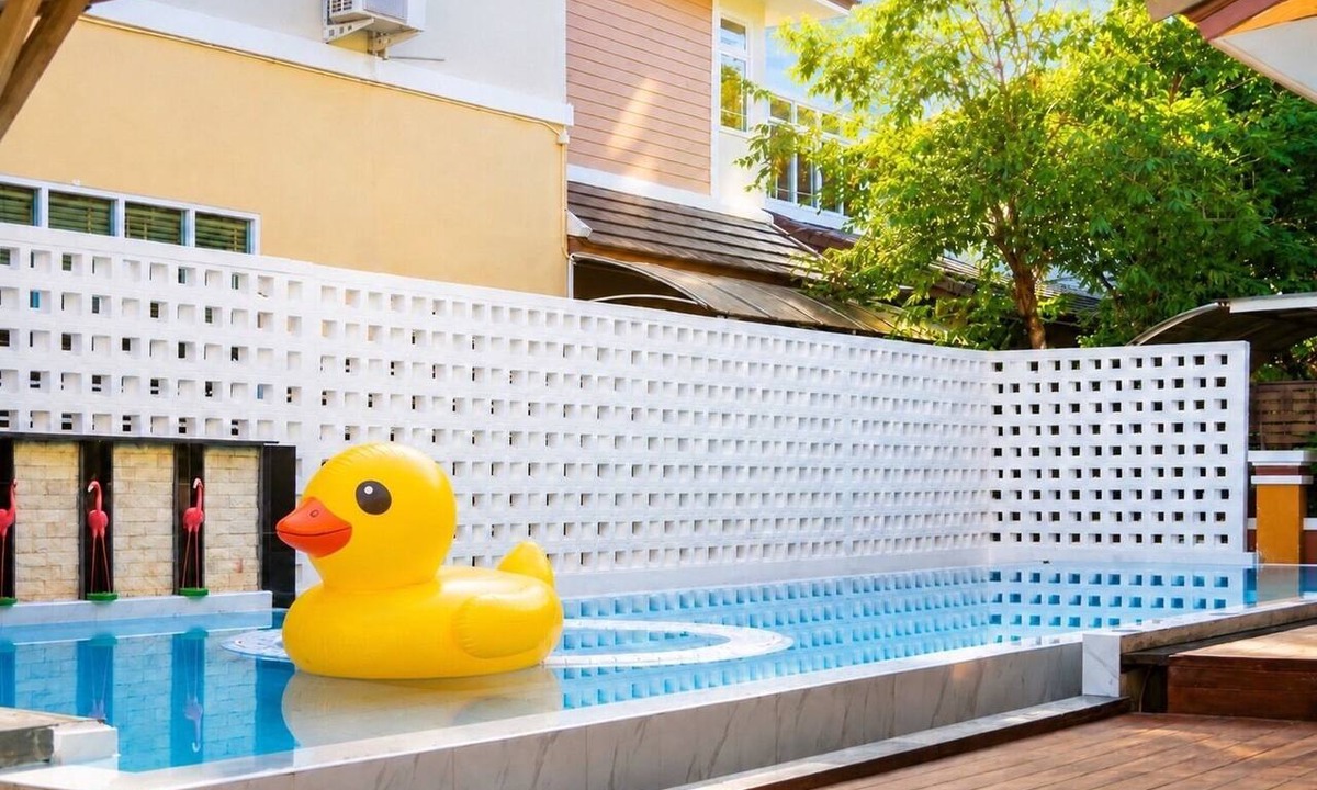 Chiang Mai House | MAHI Pool Villa - 4BR Near Airport & Old Town