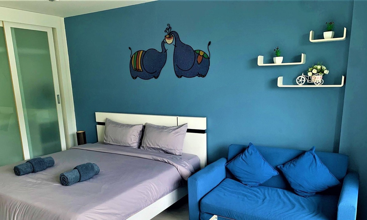 Wichit Apartment | Miraculous Studio Seaview Suite | Balcony Kitchen