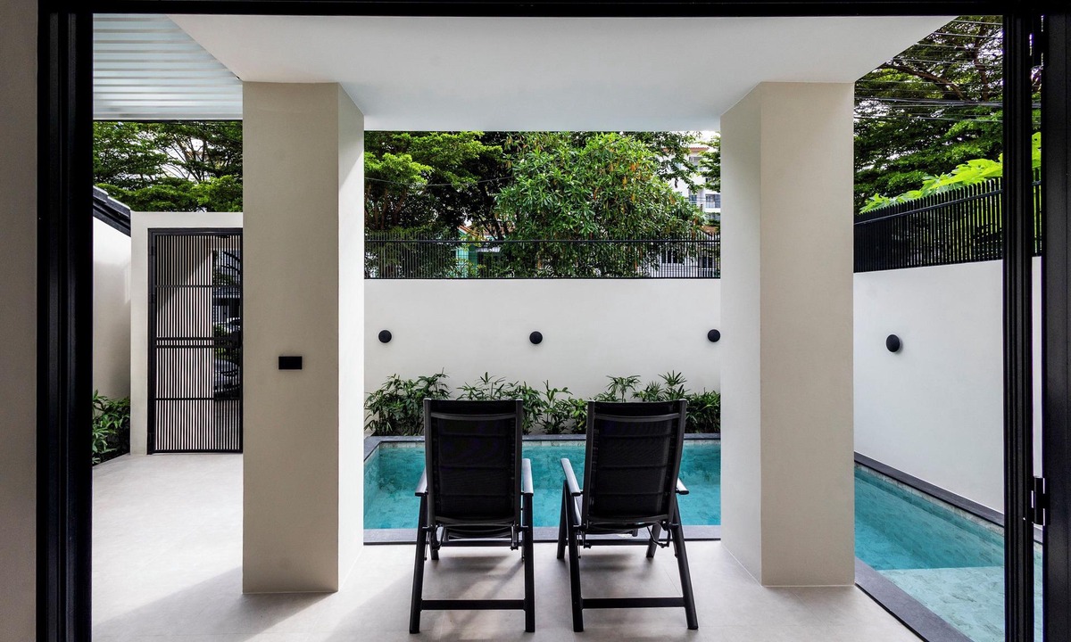 Kathu House | Modern Luxury 5BR with Private Pool Villa in Pathong, Phuket.