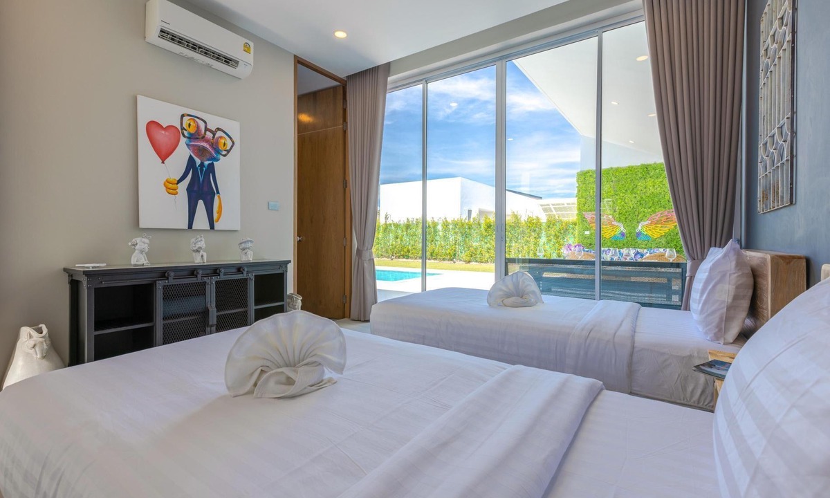 Khao Tao Villa | Modern Tropical 4 Bedroom Pool Villa (KH-B5)