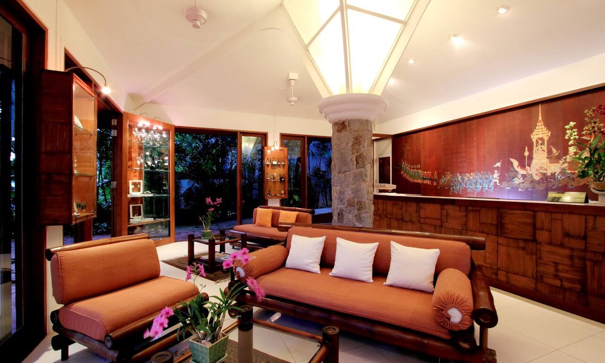 Kata Hotel | Mom Tri's Villa Royale