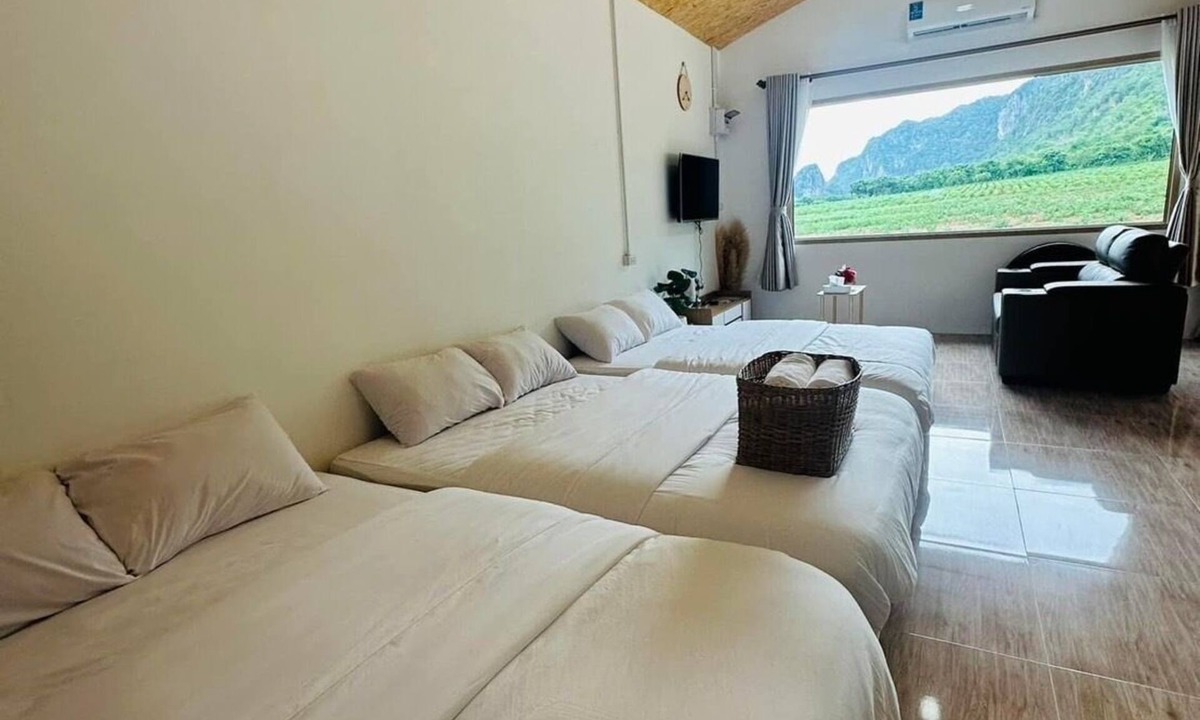 Lan Sak Resort | My Merchain Uthaithani