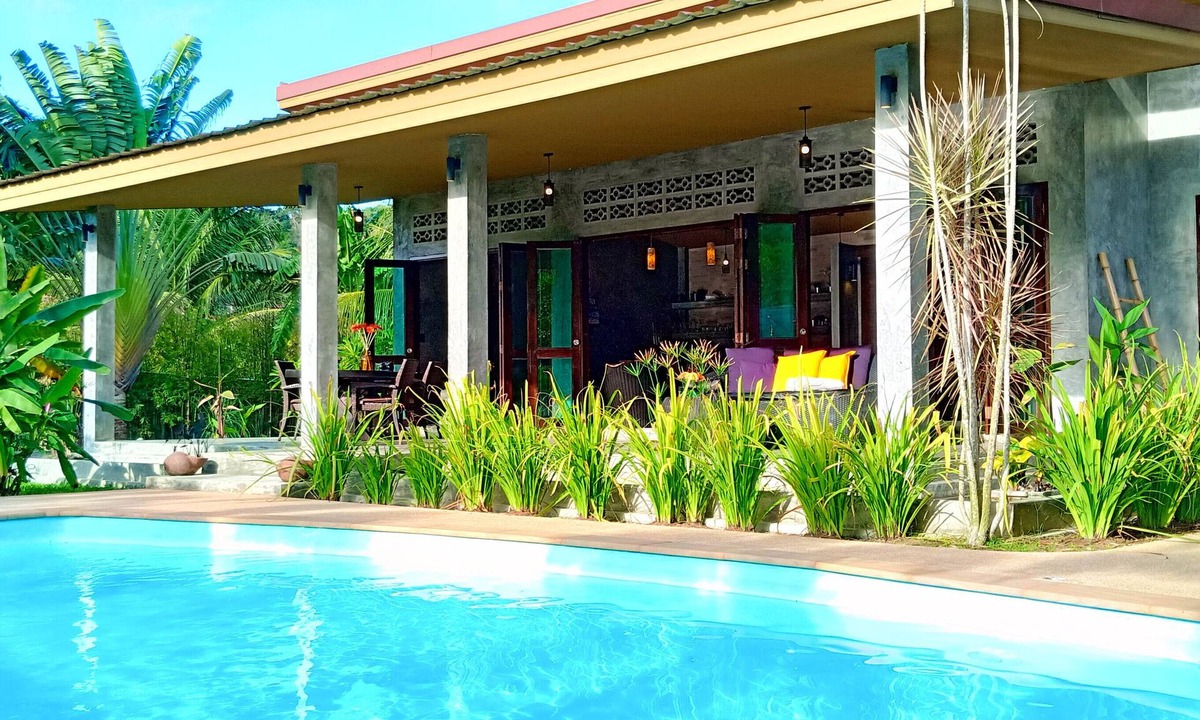 Ban Sakhu Villa | Naiyang unique loft pool villa