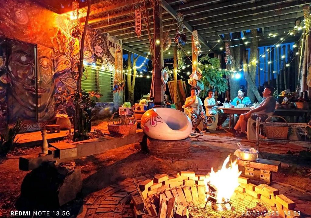 Phrao House | Napahong Treehouse forest camp