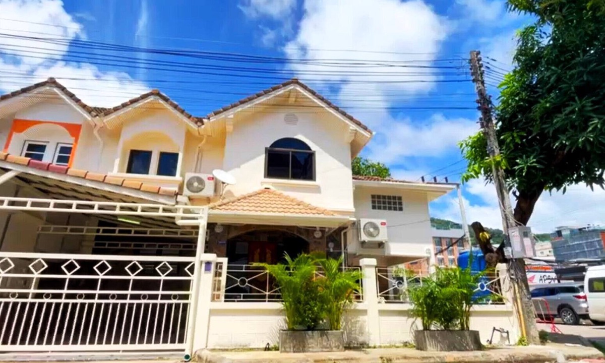 Patong Villa | Near Bangla Road & Patong Beach Marvelous 4-Bedroom Private Villa