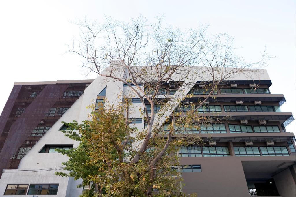 Suan Luang Hotel | Nine Forty One Hotel