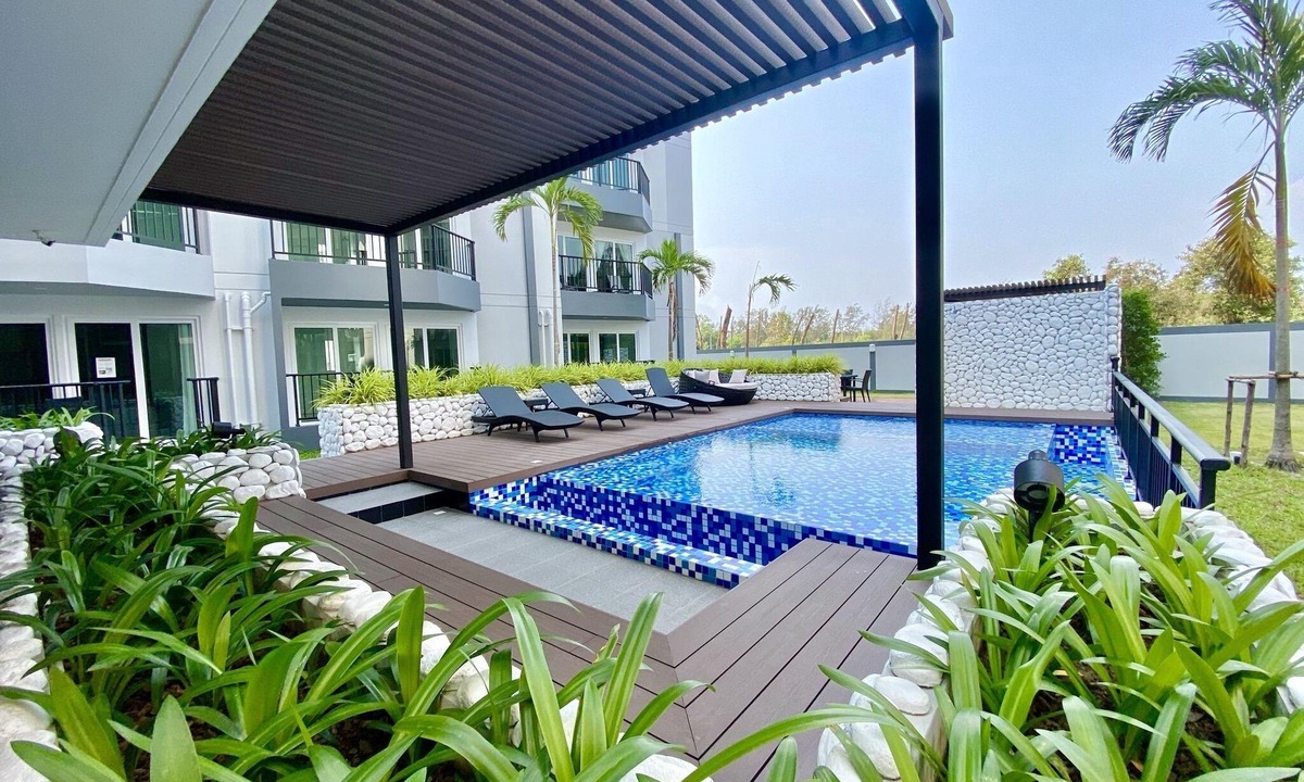 Kram Condo | Nordic style 3 bdrm pool view w/Wi-Fi