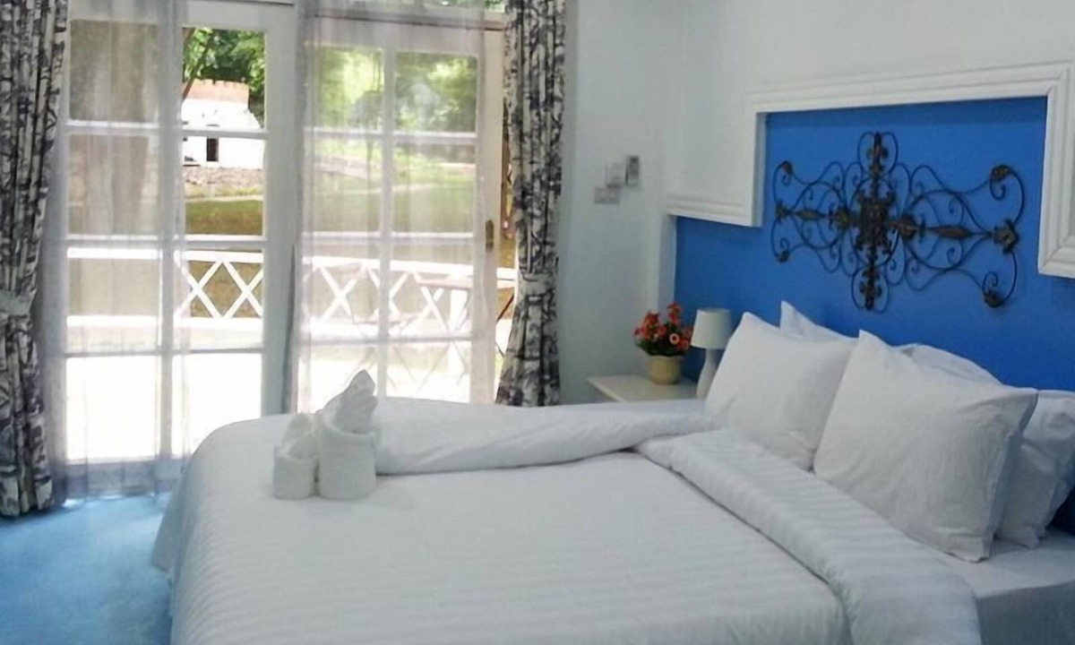 Suan Phueng Hotel | Ozono Resort