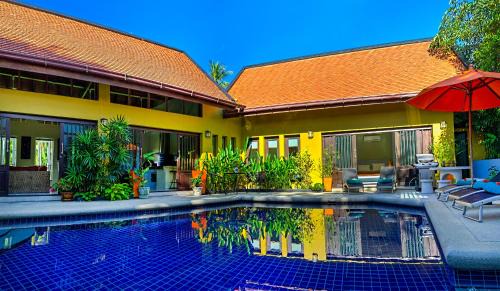 Maret Villa | Palm View Villa