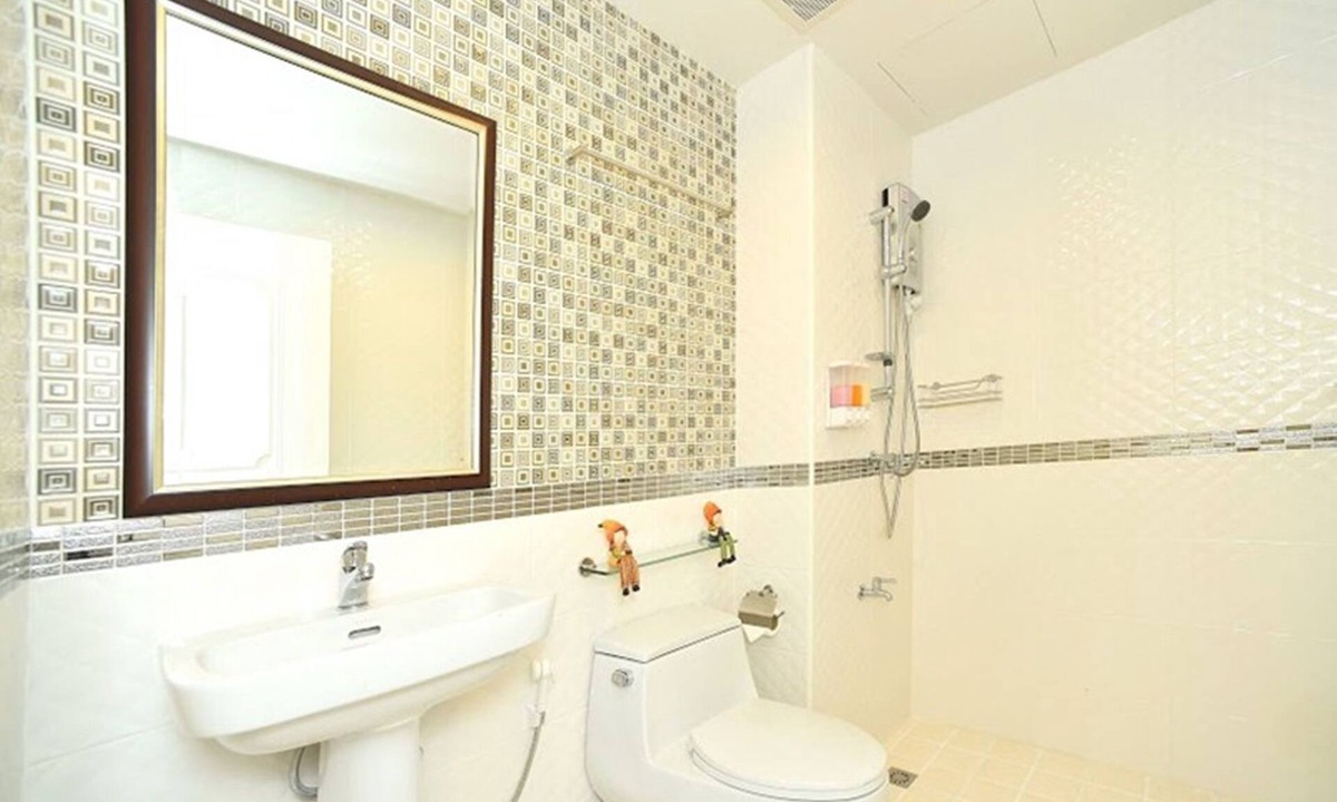 Thung Maha Mek Hotel | Parvena Hotel