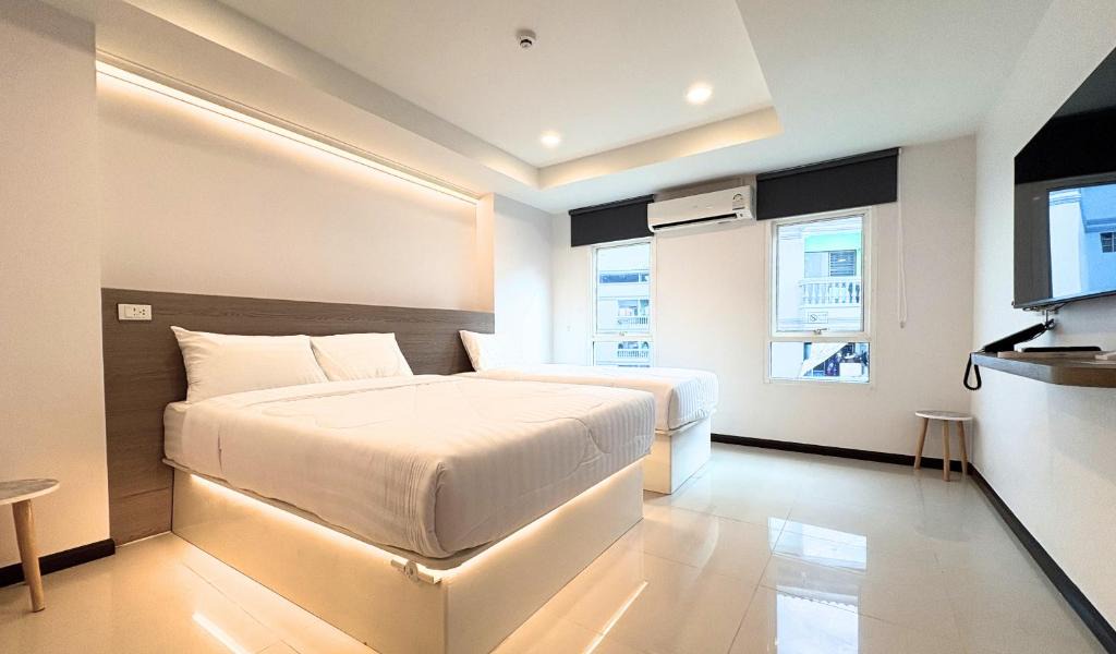 Ramkhamhaeng Hotel | Paul and Pam Hotel Bangkok