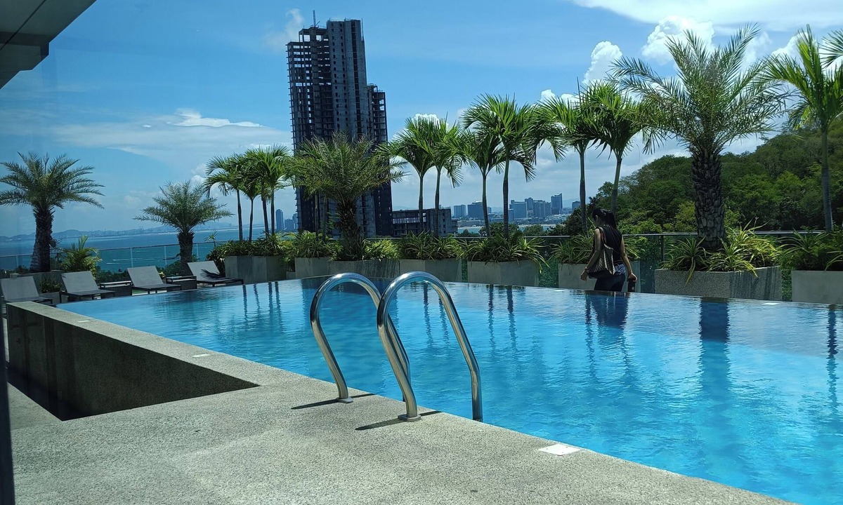 Pratumnak Hill Condo | PEACEFUL SEA VIEW CONDO